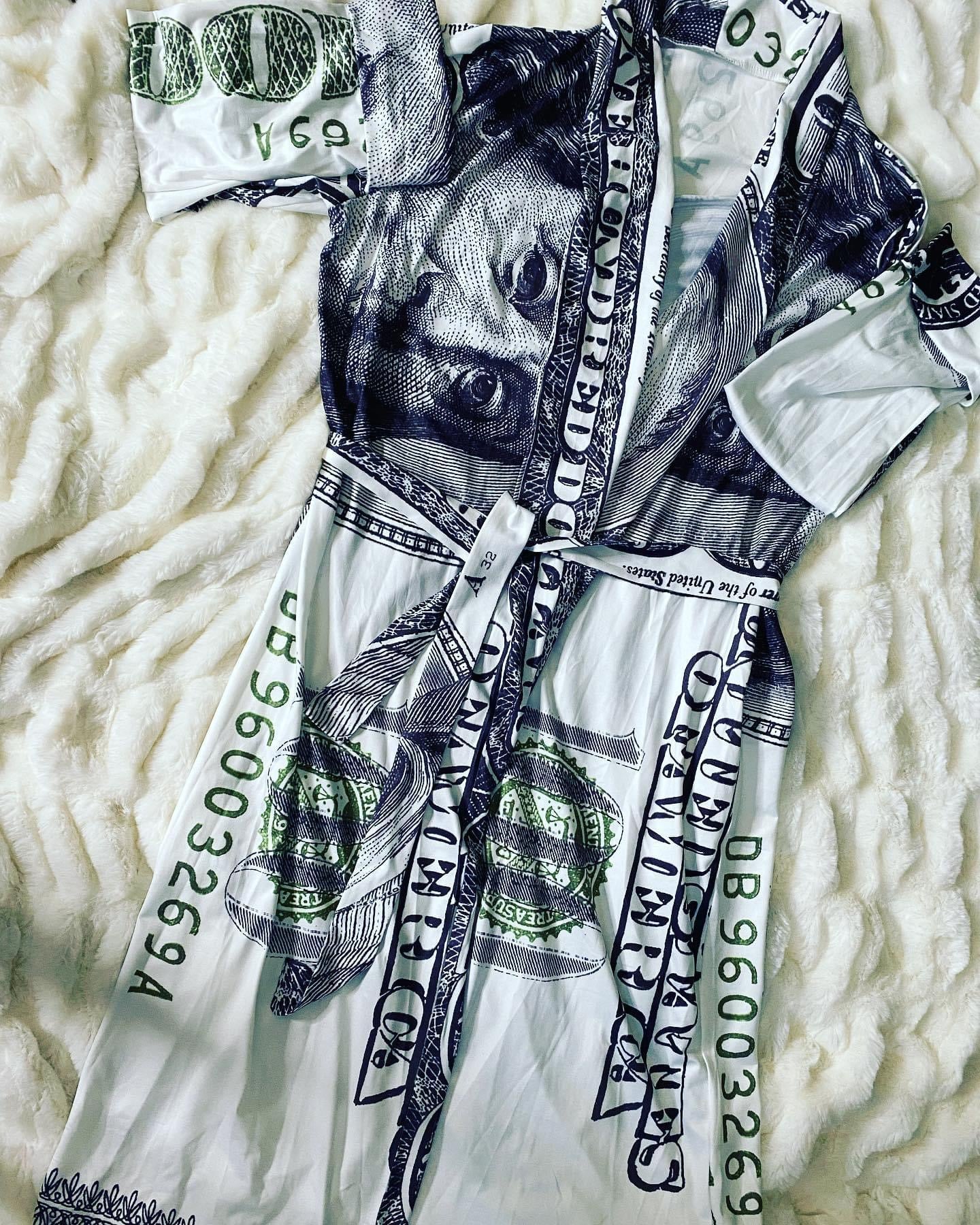 Money Robe